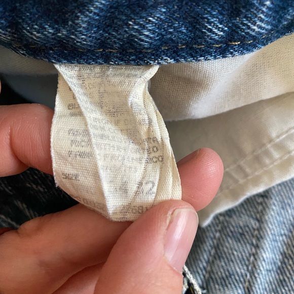 Vintage 1980’s Lee Jeans Medium Wash - The Steve Collection 2 of 8 - Picture 5 of 8